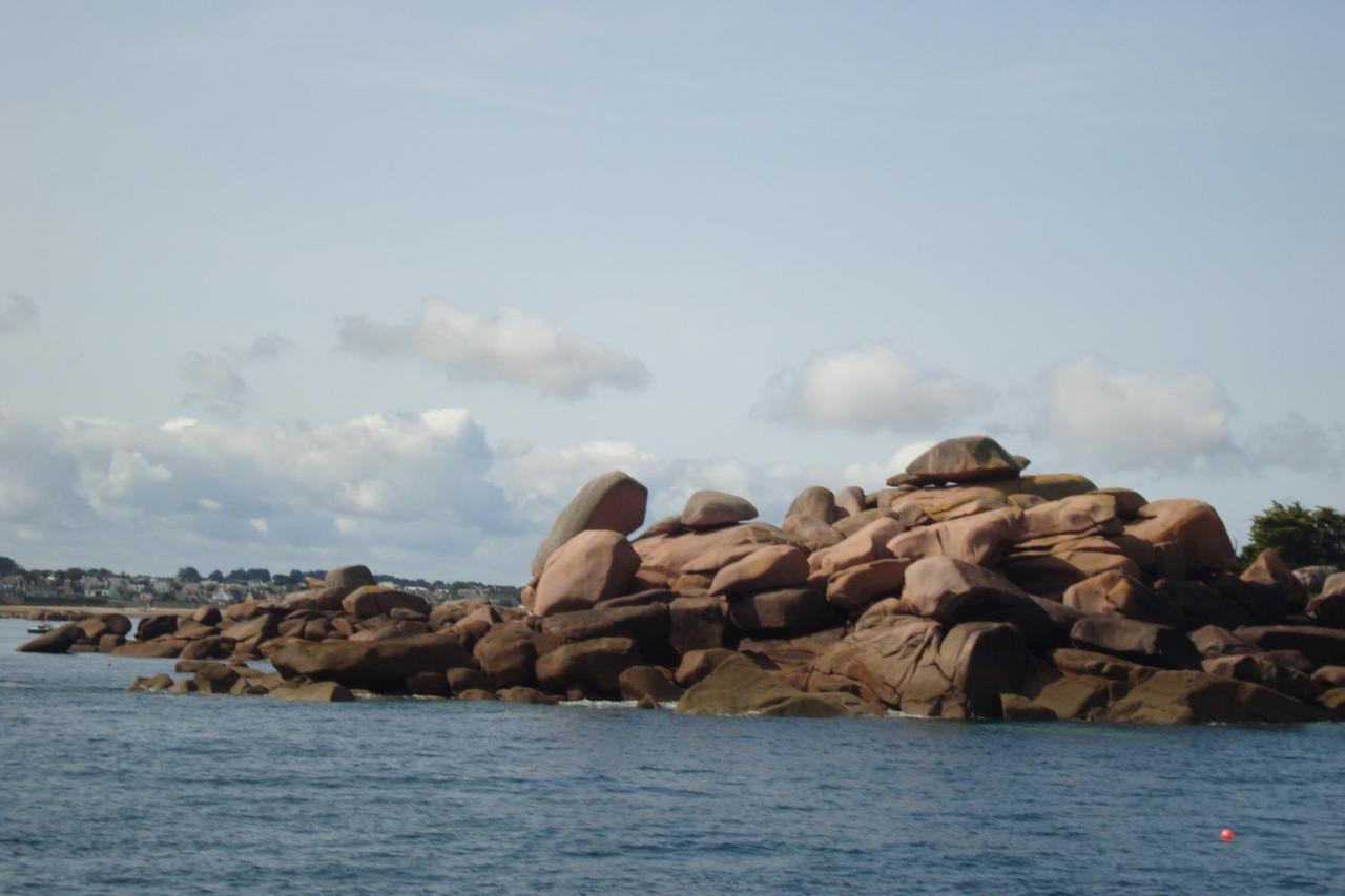 Studio Expose Plein Sud Vu Sur Le Port De Plaisance Perros-Guirec Luaran gambar